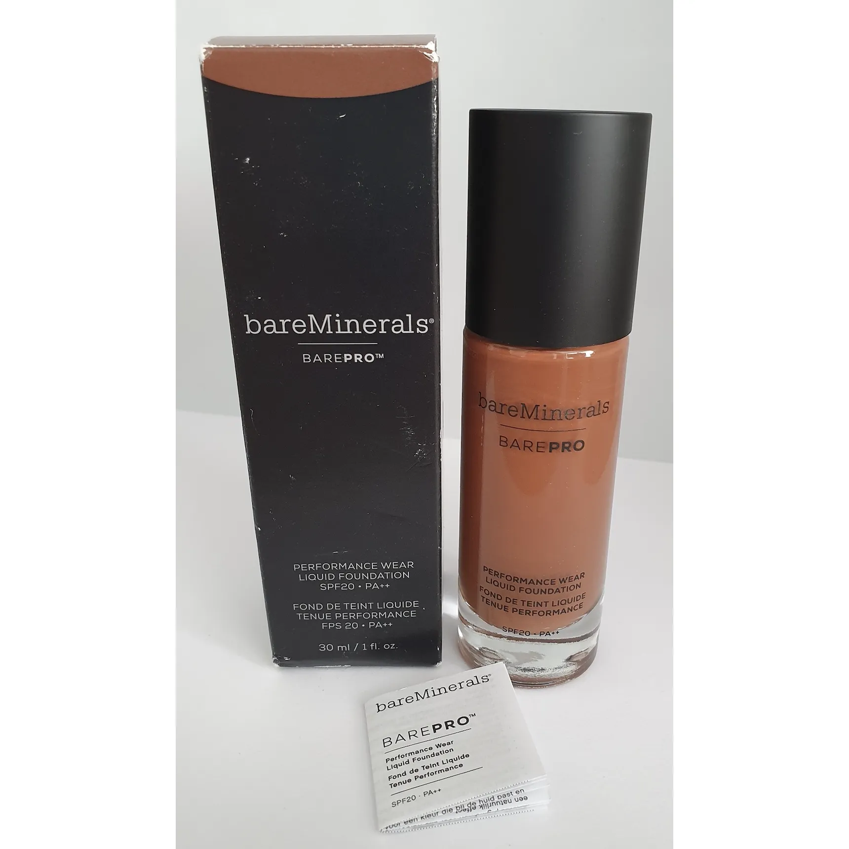 bareMinerals BAREPRO Performance Liquid Foundation 30ml Cocoa 30