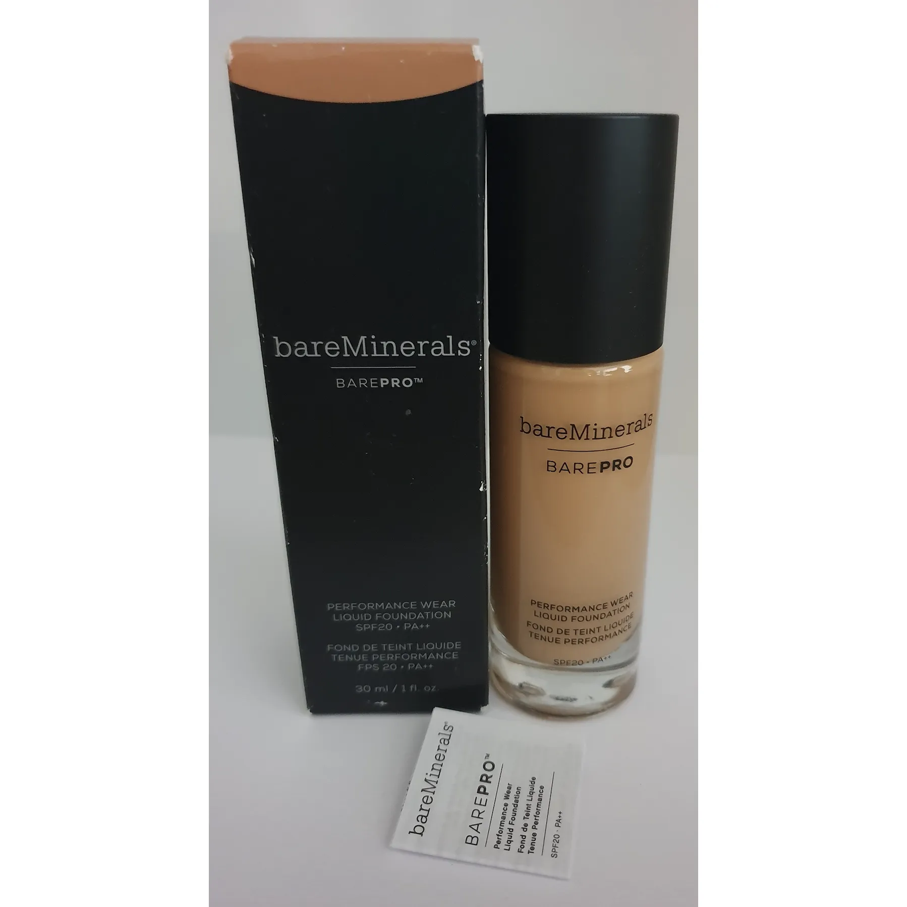 bareMinerals BAREPRO Performance Liquid Foundation Sable 30ml