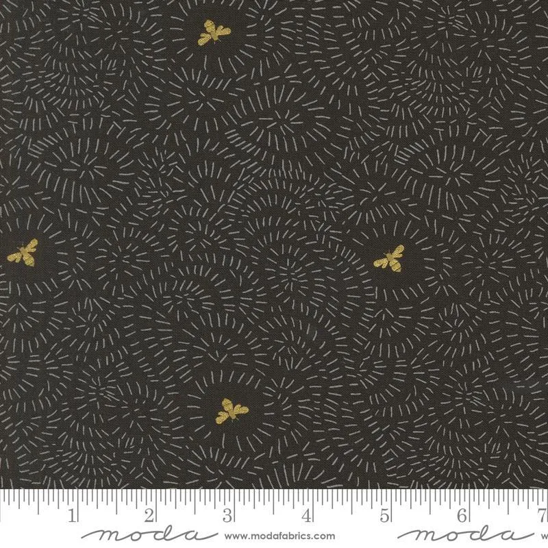Bee Garden by Moda Fabrics TWIST & TURN/BLACK M