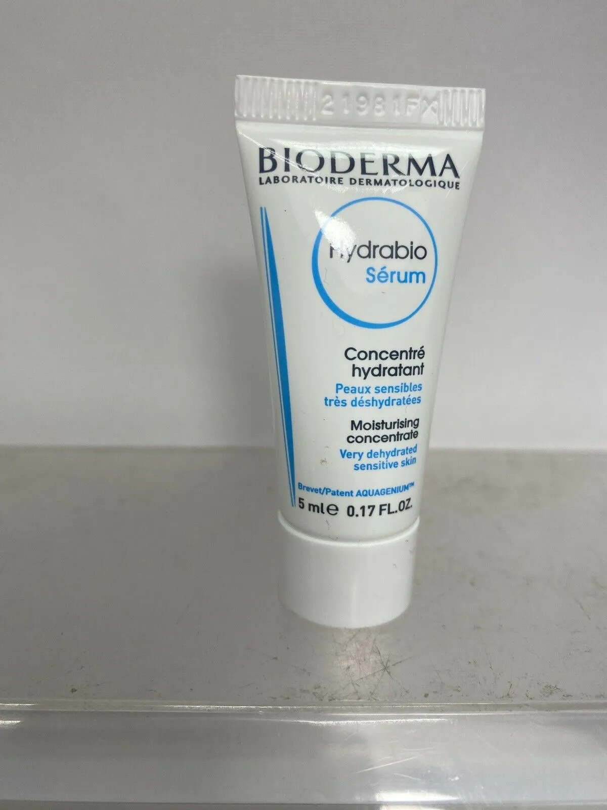 Bioderma Hydrabio Serum Moisturizing Concentrate 5 ml .17 fl oz Deluxe Travel