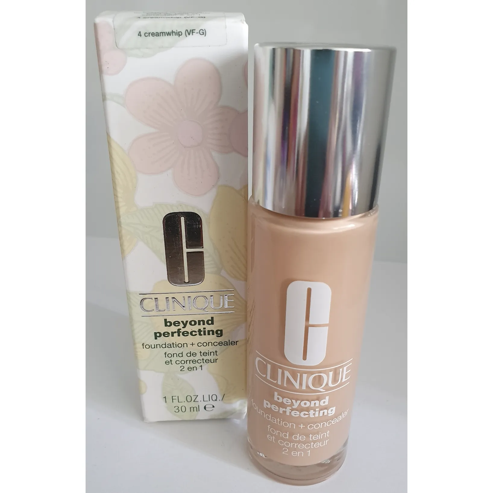 Clinique Beyond Perfecting Foundation   Concealer 4 Creamwhip 30ml