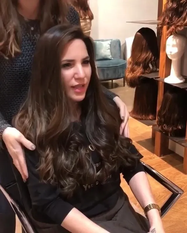 Dark brown fashion wig