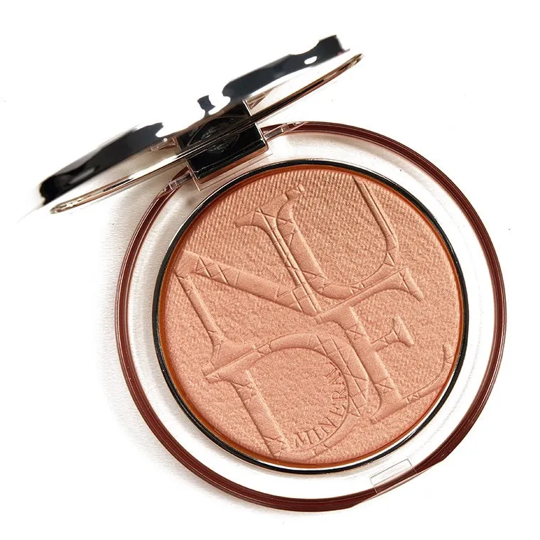 Dior skin mineral nude Luminizer 04 Bronze Glow