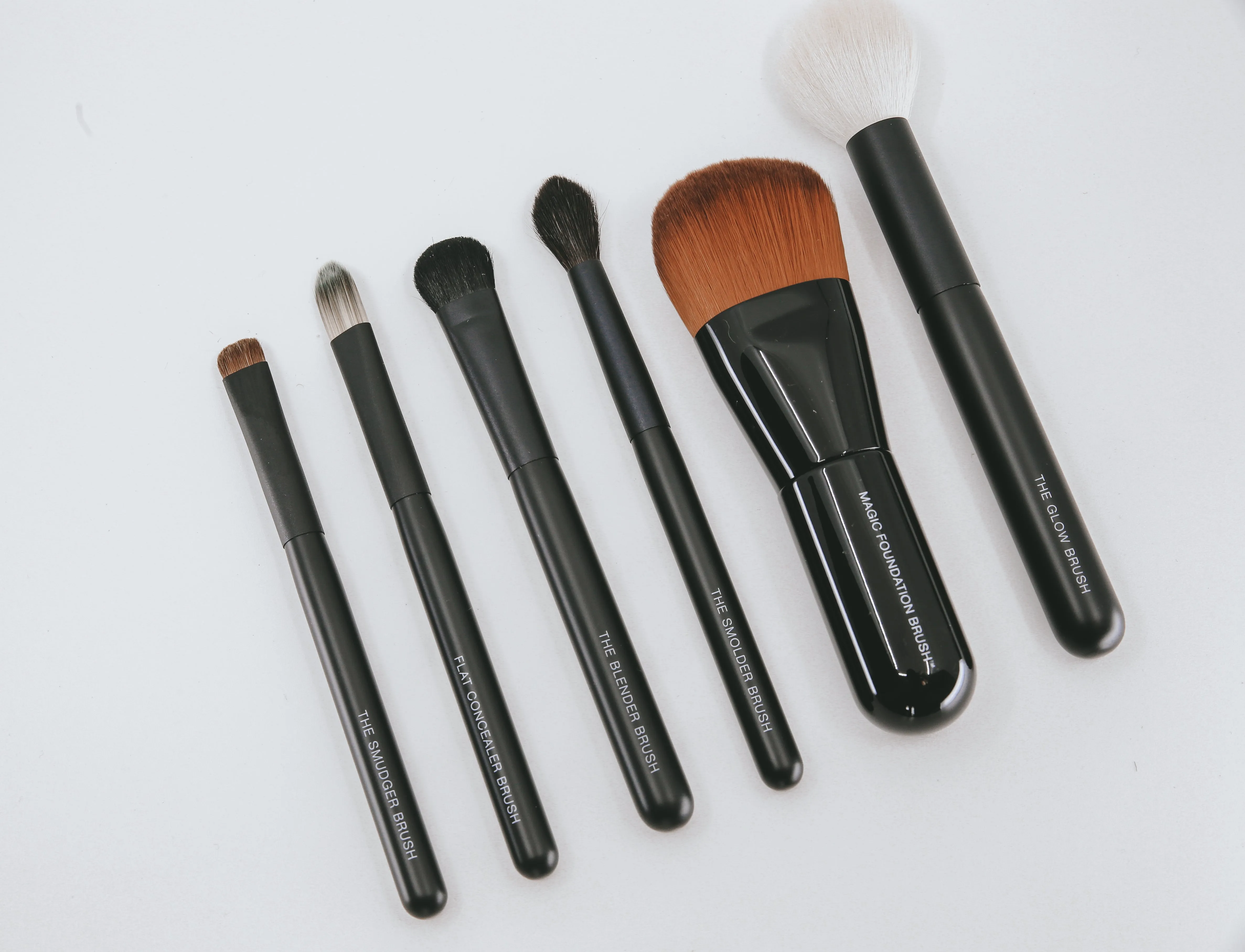 Flawless Essentials Brush Kit with FREE Glow Brush