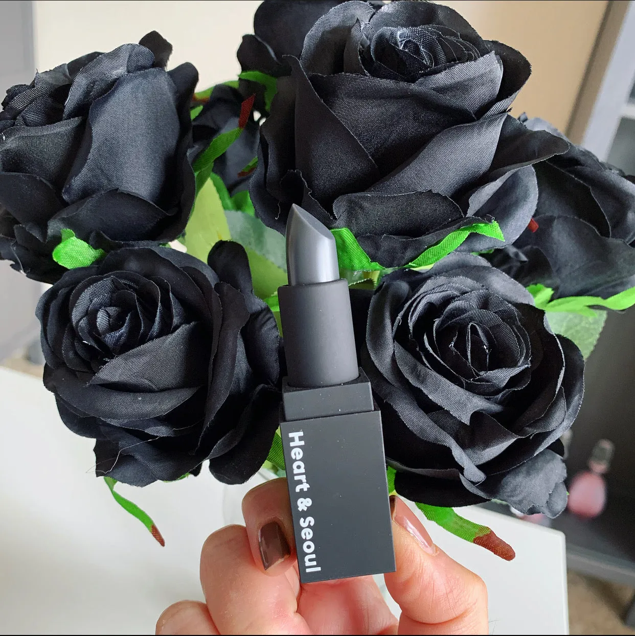 Heart & Seoul Black Rose Lipstick 2-pack