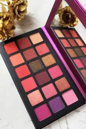Kandi Cosmetics Vacay Purple Eyeshadow Palette