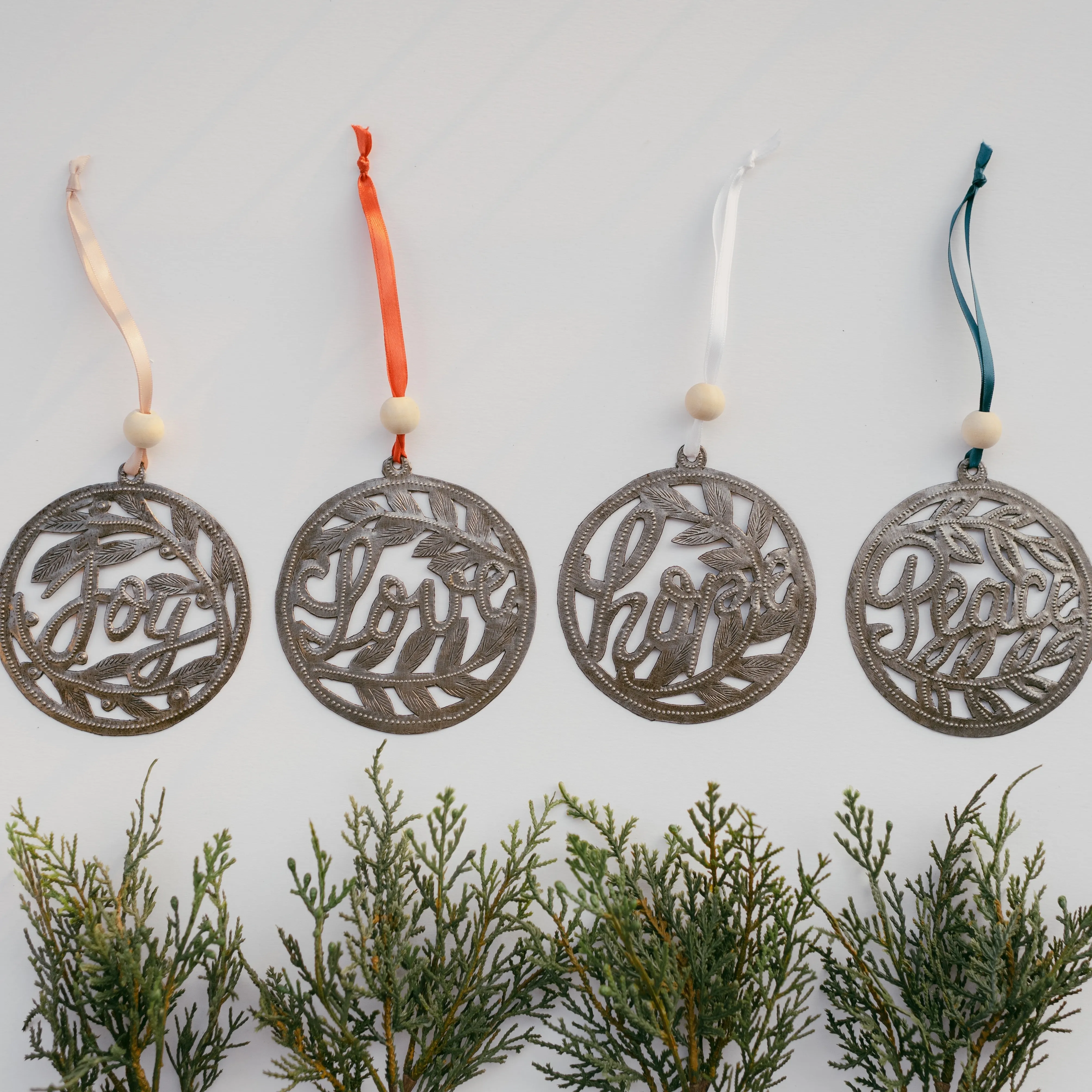 Metal Art Ornament - Hope with Leaves