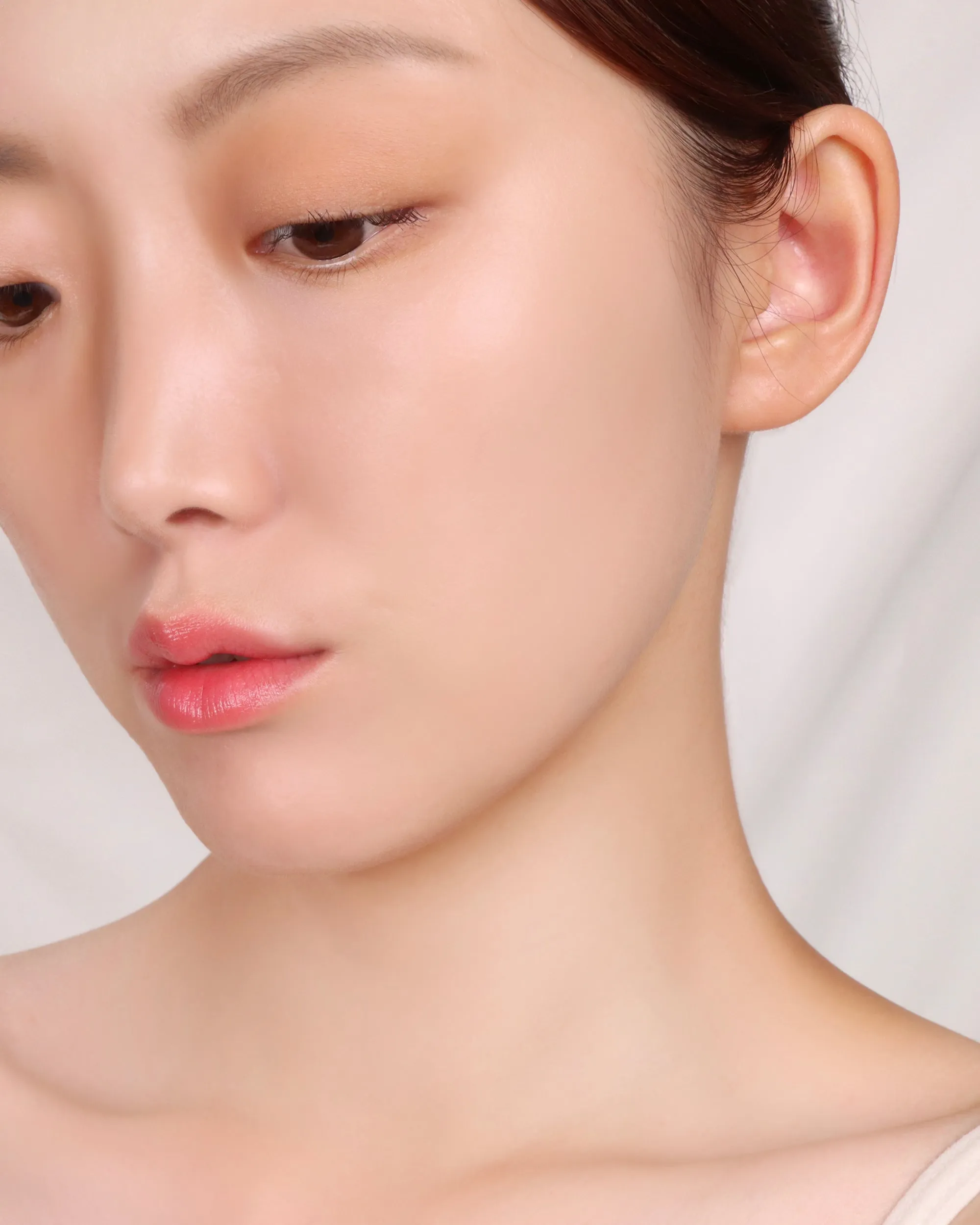 Moisturizing Foundation, Primer S, Clear - Superior Hydration for Dry Skin - Balanced Moisture Retention for Oily Skin -1.0 fl oz