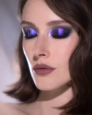 Night Kiss Opal Multichrome Loose Eyeshadow