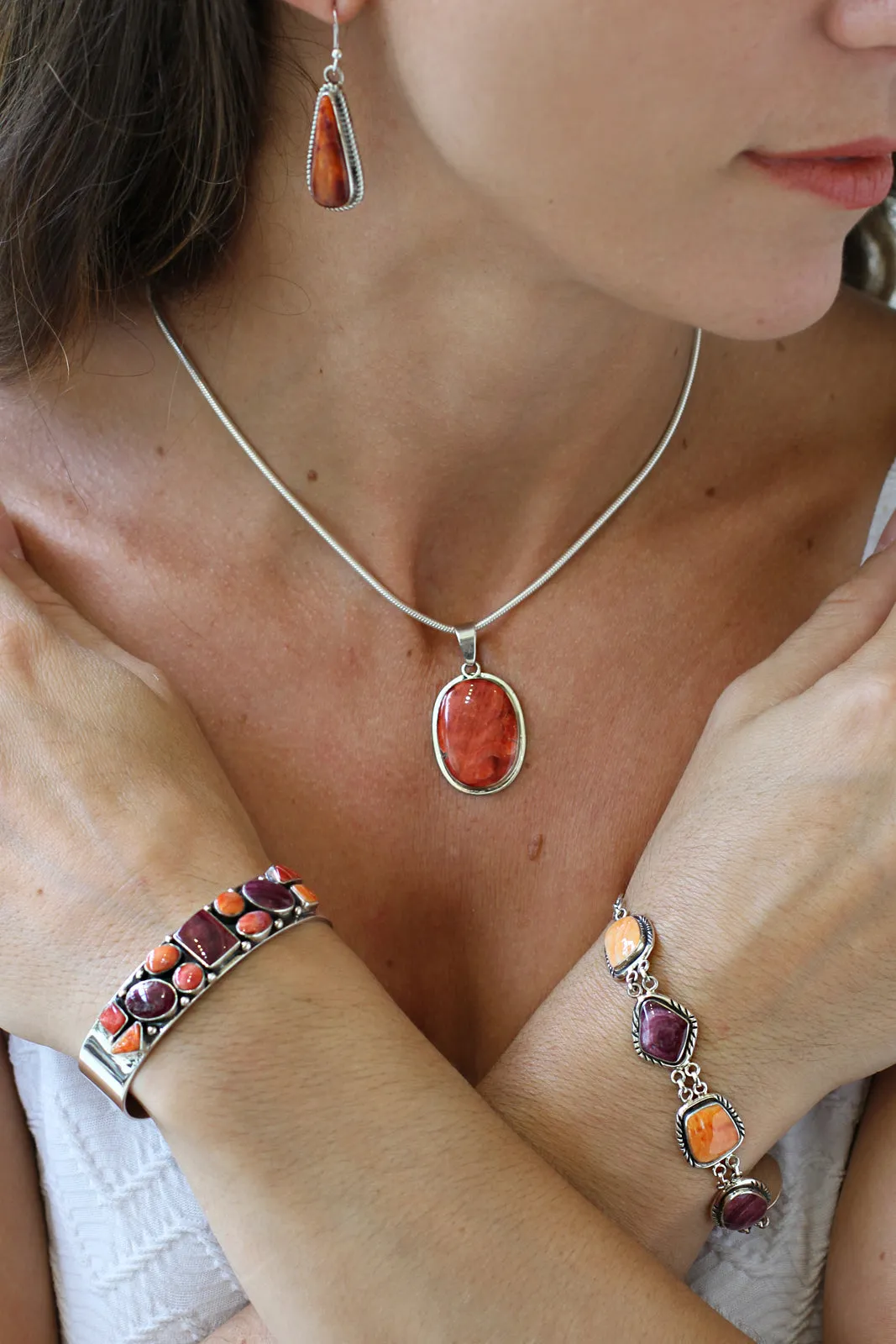 Oval Orange Shell Oyster Pendant