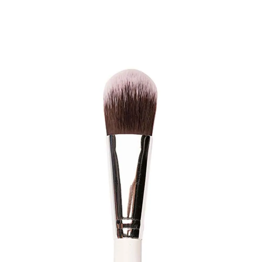P05 - Professional Flat Foundation Application Brush