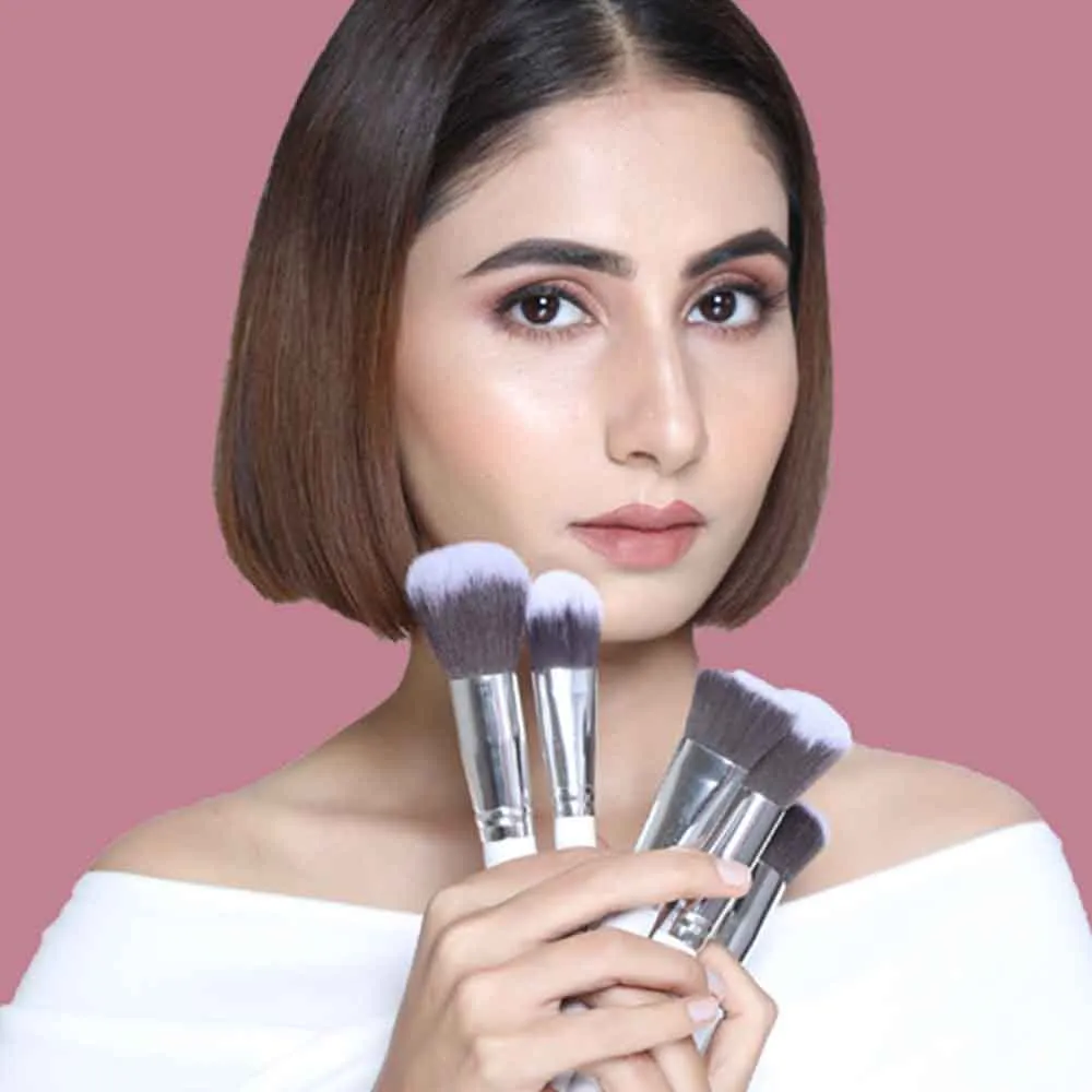 P05 - Professional Flat Foundation Application Brush